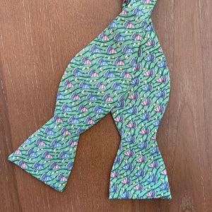 Vineyard Vines Sailboat Bow Tie